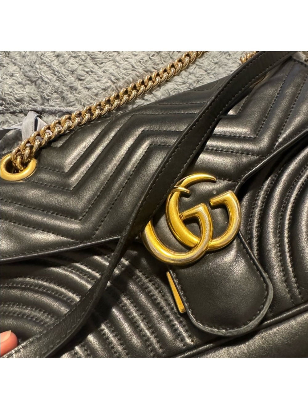 Gucci Black Chevron Matelassé Shoulder Bag with Gold Hardware - Picture 8 of 15
